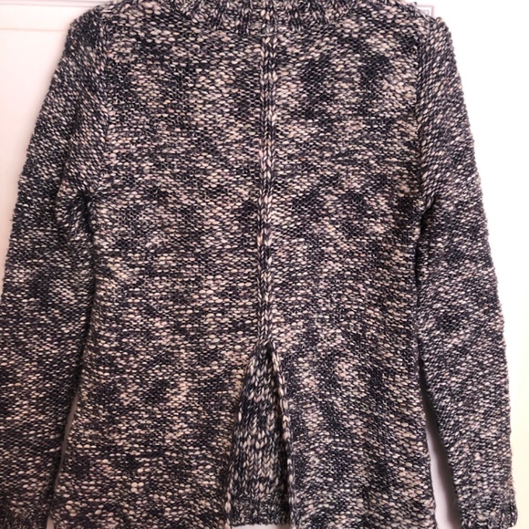 Forever 21 mock neck sweater - Picture 2 of 3